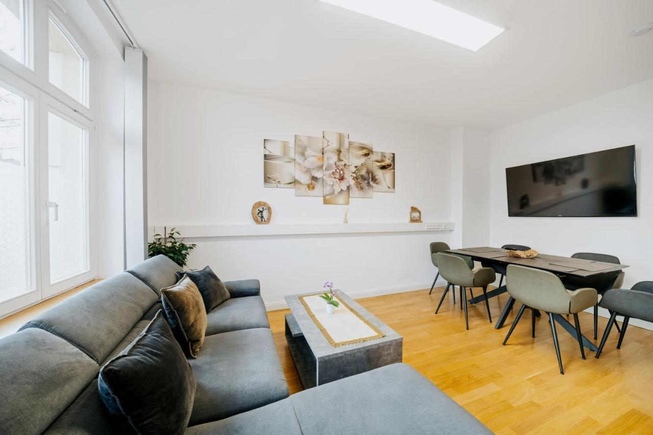 Blissplace 3 Zi Premium Apartment Nahe Getec Arena Mit Kingsize Betten Und Balkon Magdeburg Ngoại thất bức ảnh