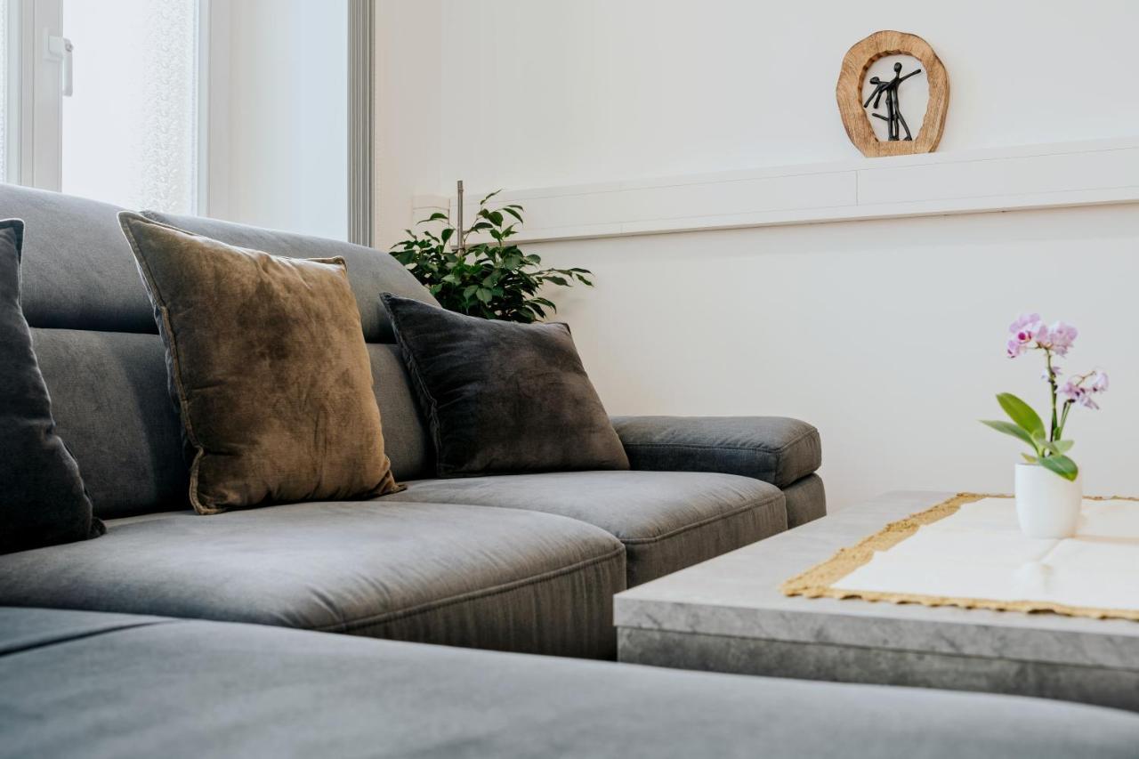Blissplace 3 Zi Premium Apartment Nahe Getec Arena Mit Kingsize Betten Und Balkon Magdeburg Ngoại thất bức ảnh