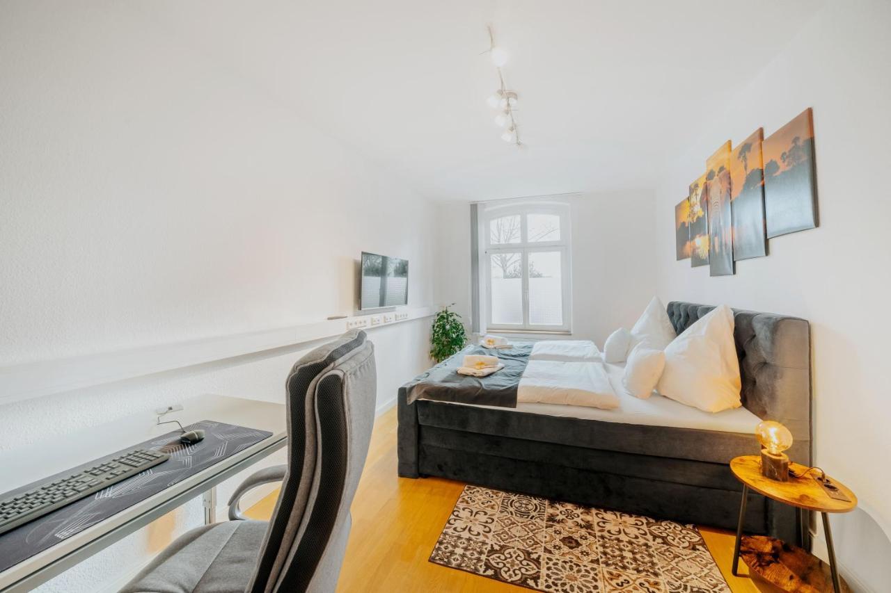 Blissplace 3 Zi Premium Apartment Nahe Getec Arena Mit Kingsize Betten Und Balkon Magdeburg Ngoại thất bức ảnh