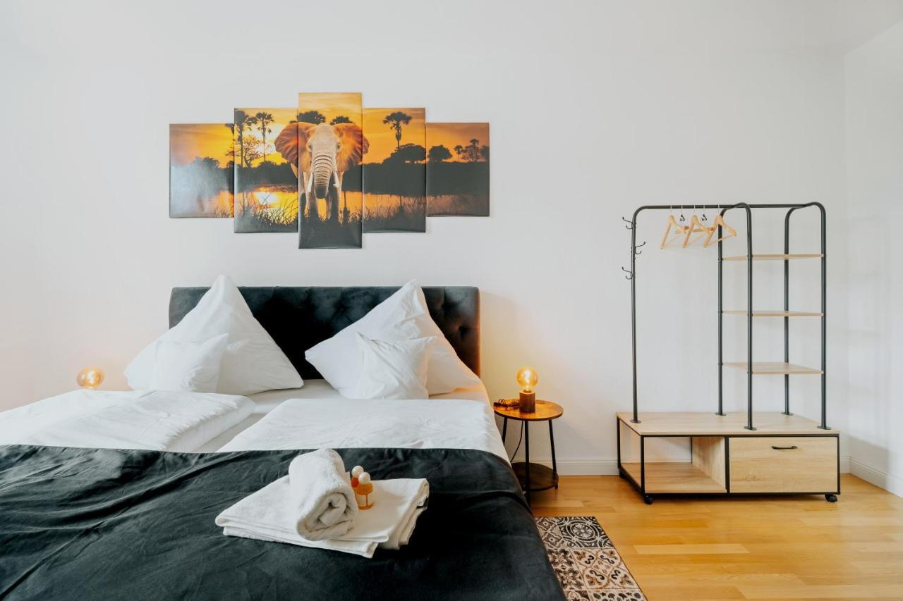 Blissplace 3 Zi Premium Apartment Nahe Getec Arena Mit Kingsize Betten Und Balkon Magdeburg Ngoại thất bức ảnh